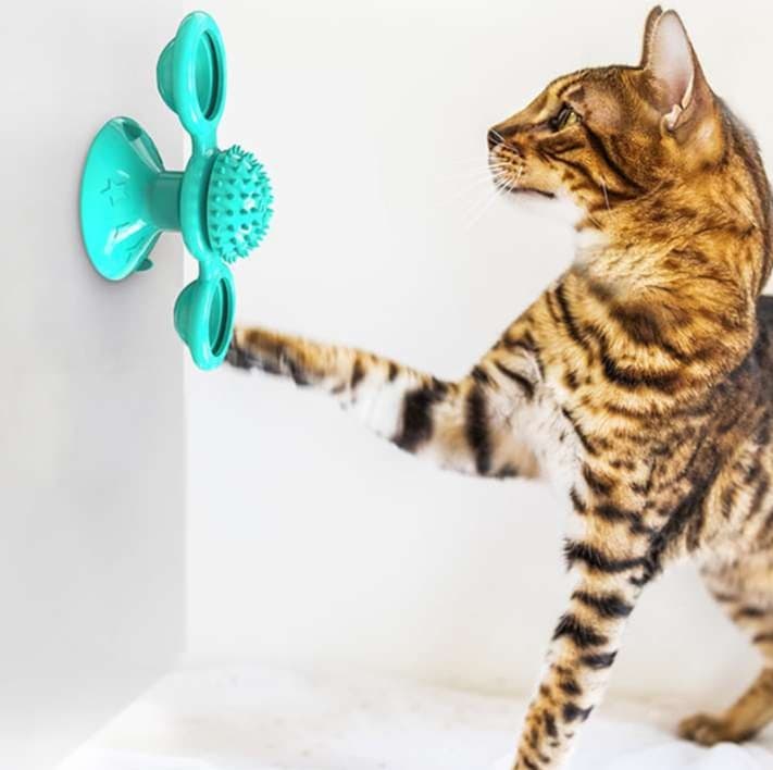 猫 おもちゃ くるくる回転！吸盤付き猫じゃらしタワー
