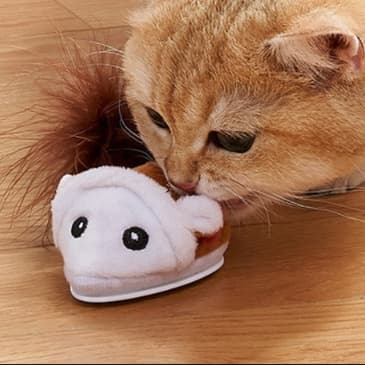 動くねずみのおもちゃで毎日が楽しくなる！愛猫の狩猟本能を刺激する