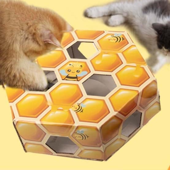 猫 おもちゃ 蜂の巣型 くるくる回転ボックス