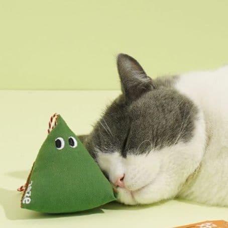 猫 おもちゃ 粽（ちまき）型の遊び心猫じゃらし