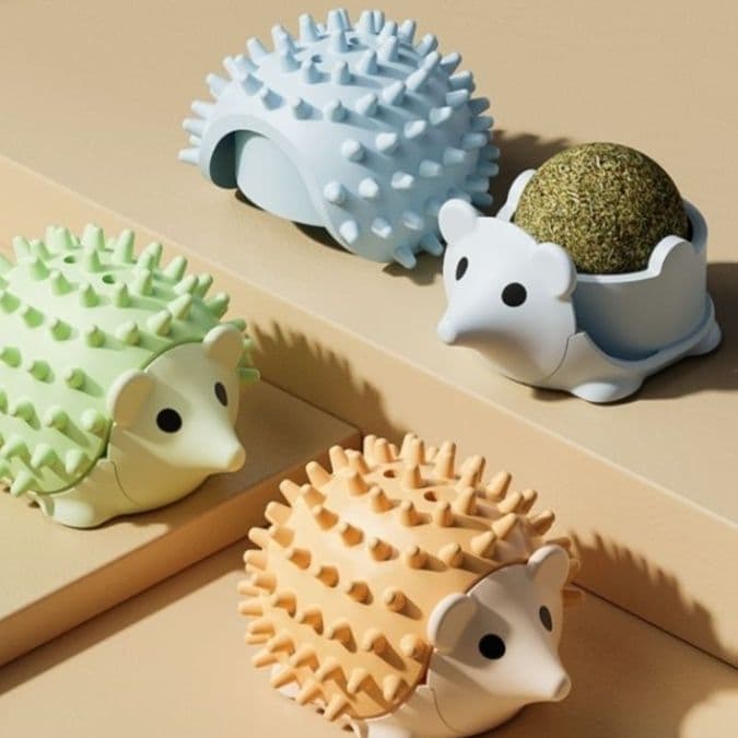 猫 おもちゃ 毛づくろいサポート！歯ブラシ付き回転ヘッジホグ