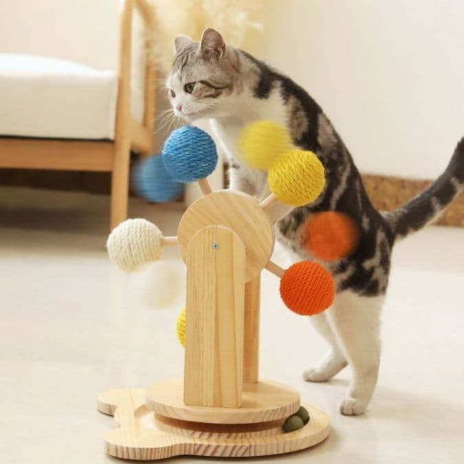 猫 おもちゃ 木製回転式キャットタワー
