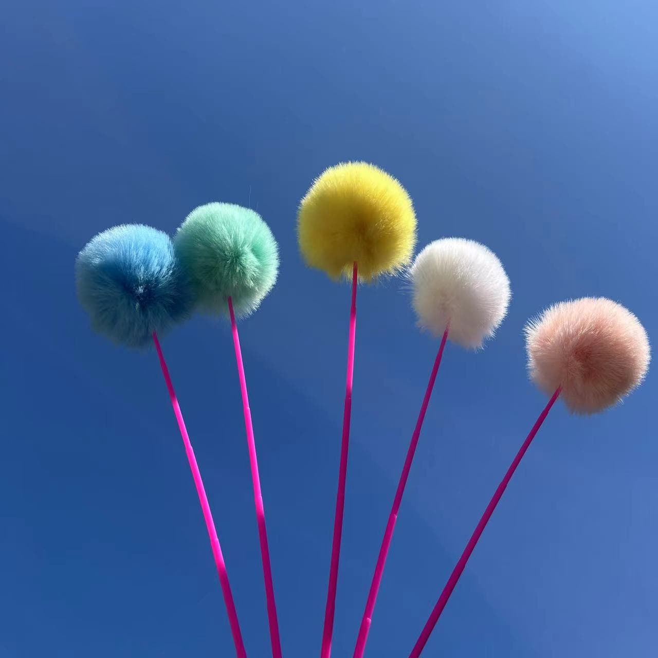 猫 おもちゃ ふわもこポンポン猫じゃらし