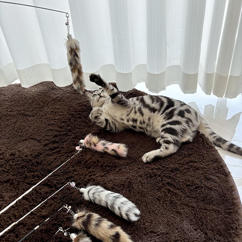 猫 おもちゃ ふわもこ天然素材 伸縮じゃらし