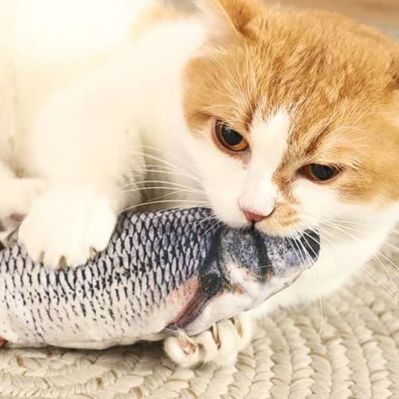猫 おもちゃ 本物そっくり!魚型猫じゃらし